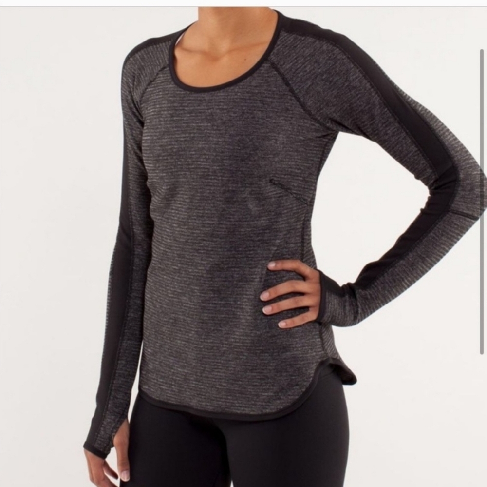 Lululemon runder under long sleeve reversible top size 8